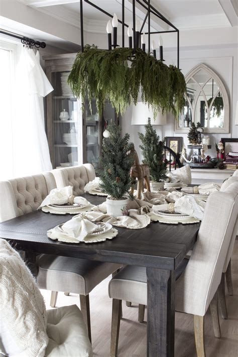 How To Decorate For Christmas Easy Ways To Decorate Without Overdoing