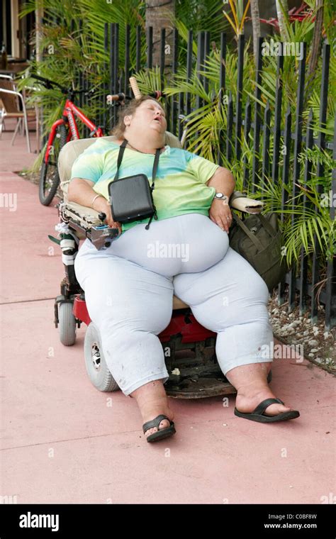 miami beach florida overweight obese obesity fat heavy plump rotund stout obese fat woman female