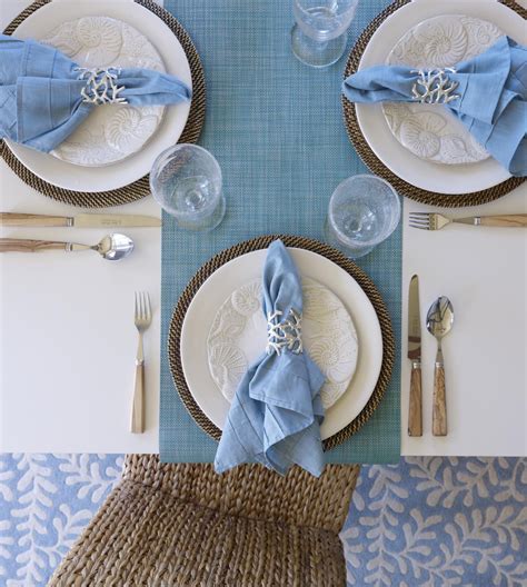 Lay a placemat at each seat, keeping the edge of the placemat one inch from the edge of the table. Proper Way to Set a Formal Dinner Table