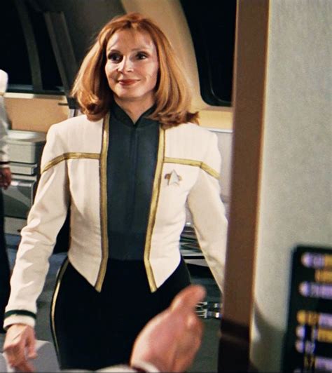 Outfit Is Awful But She Still Rocks It Star Trek Images Star Trek Uniforms Stark Trek