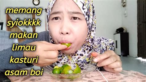 Jeruk mempelam asam boi dan limau bali asam boi. Memang syiokkkk habis makan limau kasturi asam boi ...