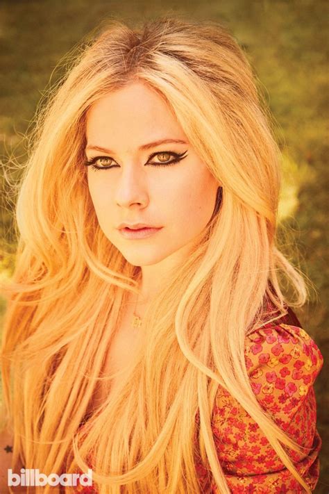 Avril Lavigne Sexy 8 Photos Video Thefappening