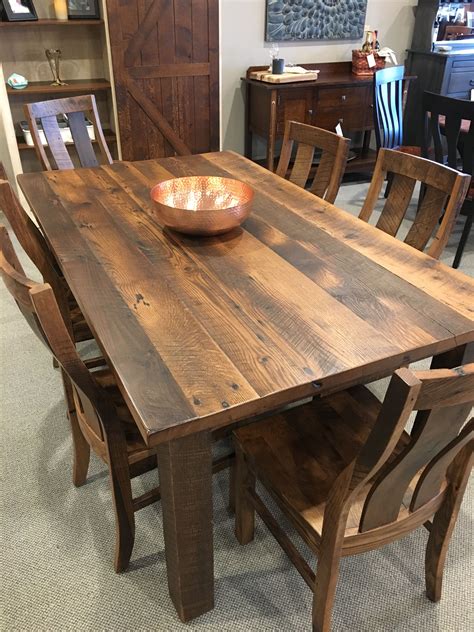 Rustic Oak Table Photos