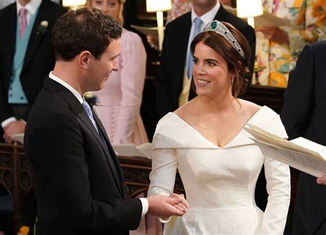 Beautiful Pictures Of Princess Eugenie S Wedding Dress We Can T Stop