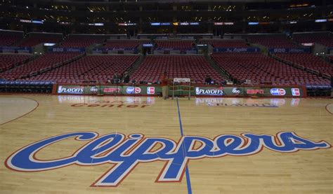 Give the team that takes a timeout 1 minute and get them back on the court. Los Angeles Clippers Hold Player Only Meeting