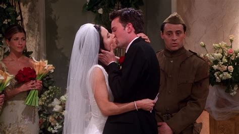 Monica And Chandler Famous Kisses Photo 41604189 Fanpop