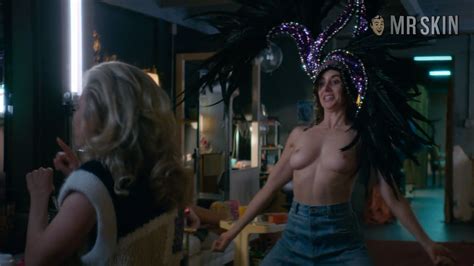 Alison Brie Will Make You A Glower Not A Shower At Mr Skin