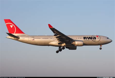 Airbus A330 223 Northwest Airlines Aviation Photo 1628372