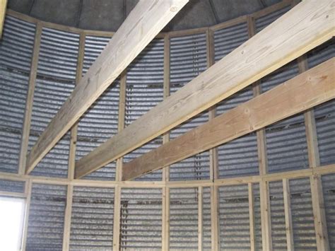 Instead of letting them waste away, creative architects have found ways to reuse them in construction projects. FARM SHOW - Grain Bin Converted To Home Fo $9,000 | Silo ...