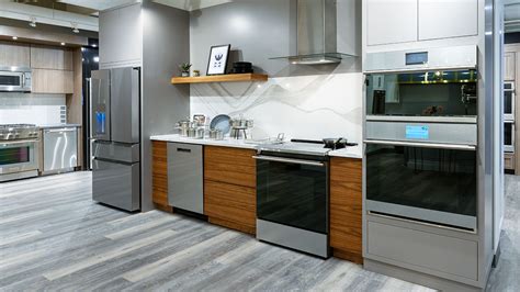 Kitchen appliances can make our work in the kitchen very easy, all that is needed is just the right appliance. Best Affordable Luxury Appliance Brands for 2020 (Reviews ...