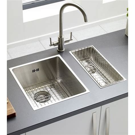 Porcelain Undermount Kitchen Sinks Undermount Kitchen Sinks For