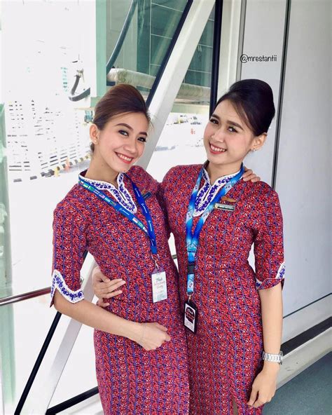 Pramugari Lion Air Berhijab