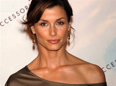 Bridget Moynahan All Body Measurements Including Boobs Waist Hips And More Measurements Info