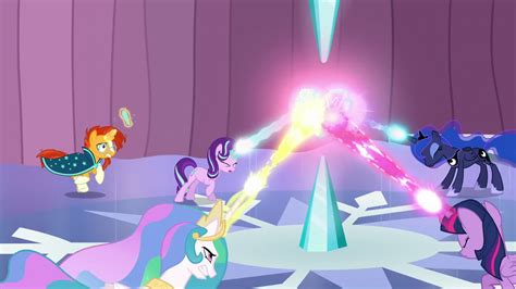 Image Sunburst Runs Quickly To The Crystal Heart S6e2png My Little