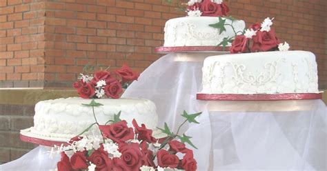 Sugarcraft By Soni Four Tier Wedding Cake Rose Bouquet December 2007