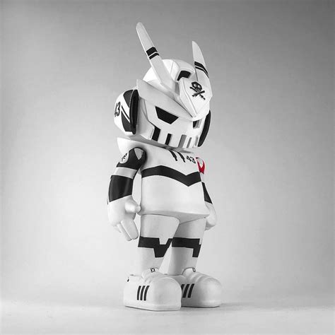 Vinyl Pulsedaily News About Designer Toys 3d Character Character