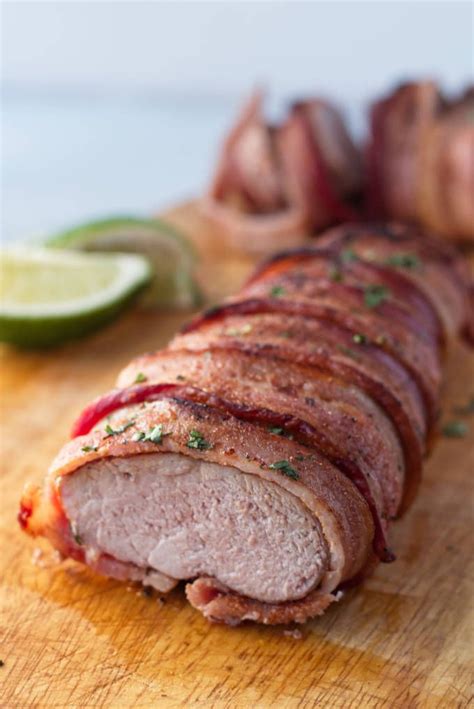 Heat the remaining 1/2 teaspoon oil in a large, heavy ovenproof skillet over high heat. Traeger Bacon-Wrapped Pork Tenderloin | Recipe | Bacon ...