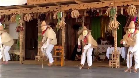 Danzas Tradicionales De Michoacan Danza De Los Enguangochados Youtube