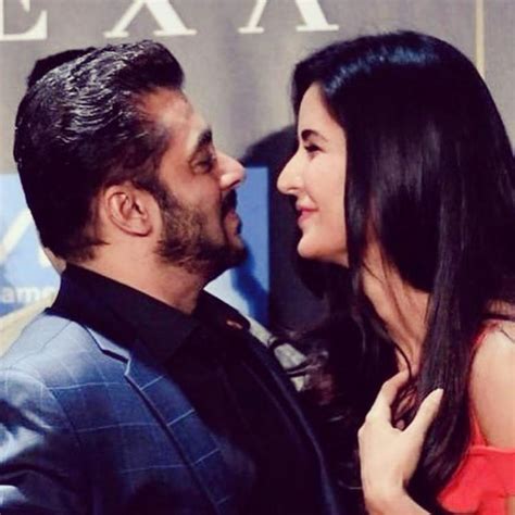 Salman khan & katrina kaif duet performance on bpl 2019 opening ceremony, dhaka. IIFA 2017: Salman Khan kisses Katrina Kaif and sings Happy ...