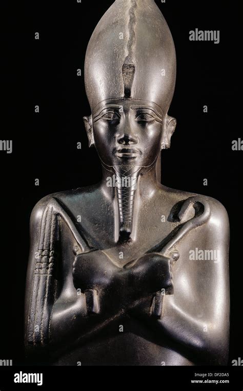 Statue Dosiris Musée égyptien LÉgypte Photo Stock Alamy
