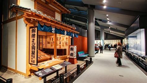 Explora el Pasado de Tokio en el Museo Edo Tokyo y sus Colecciones Únicas