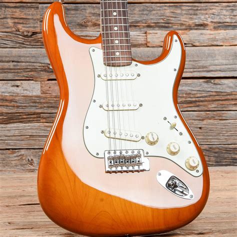 Fender American Performer Stratocaster Honey Burst 2018 Chicago Music