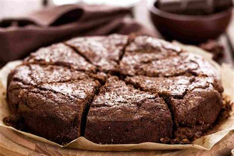 150 g di zucchero semolato. Torta burro di arachidi e cioccolato fondente per una ...