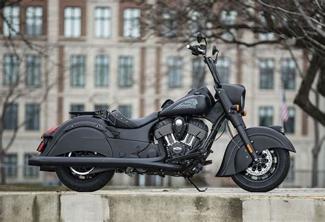 Vintage dark horse and roadmaster limited. Indian Chief Dark Horse: Least Expensive Chief Is Lightest ...