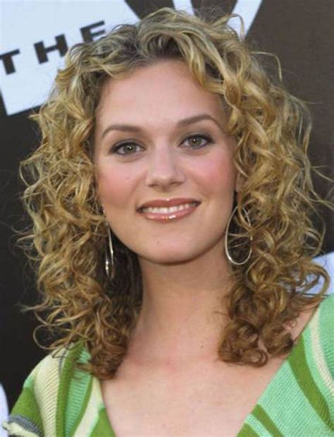 When the twists and knots are removed, european hair is. Hairstyles For Girls With Curly Hair | Natural curly ...