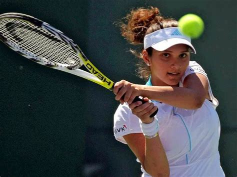 Top 10 Female Tennis Players Of All Time