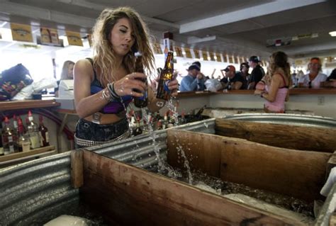Barmaid Bonanza Temporary Bartenders Make A Haul Slinging Drinks In Sturgis
