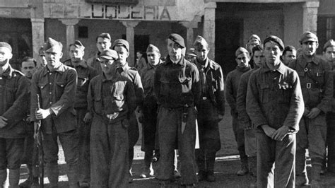 Merseyside Spanish Civil War Volunteers Honoured Bbc News