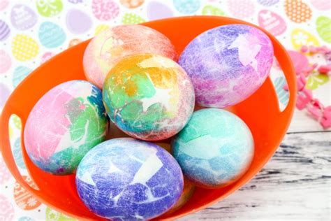 Creative Easter Egg Dying With Tissue Paper Great For Kids