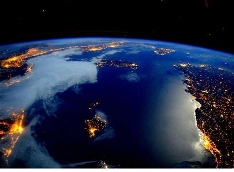 Nasa On Instagram Earth Is Beautiful Nasa Astronaut Scott Kelly