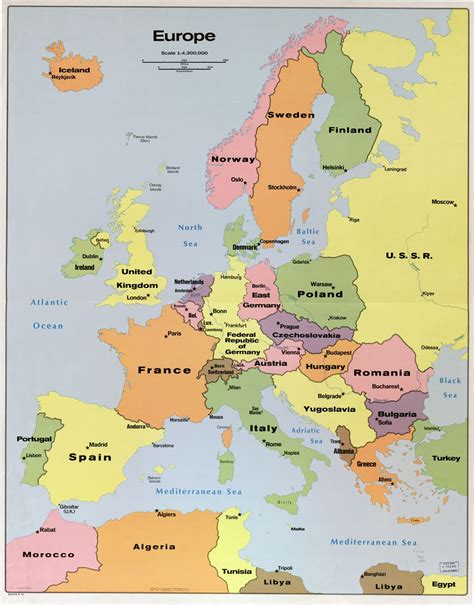 en alta resolucion detallado mapa politico de europa con las marcas de images