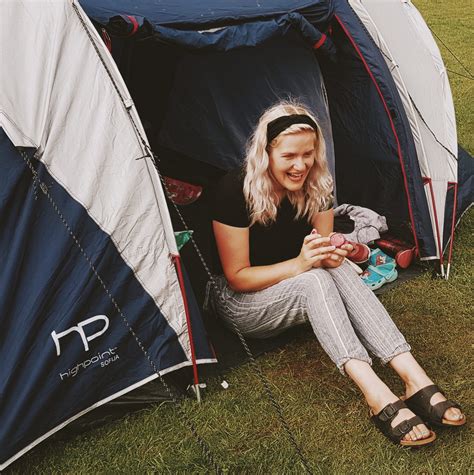 4 beauty essentials for camping the hearty life