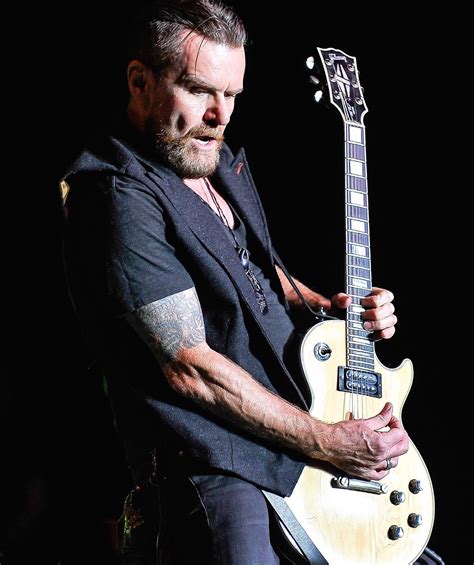 Billy Duffy Guitar Techniques January 2023