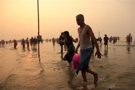 Hindu Pilgrims Take Holy Dip In Ganges Editorial Stock Image Image Of