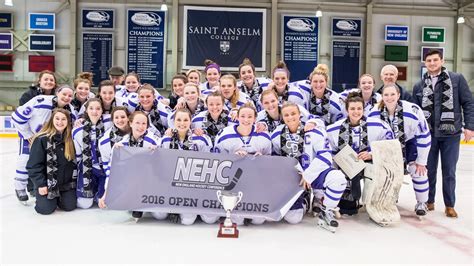 Holy Cross Womens Hockey Captures Nehc Open Championship Shrewsbury