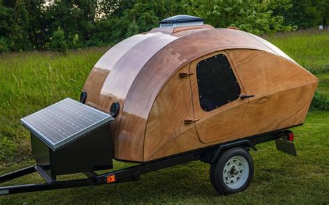 These beautiful teardrop trailers are built to provide a bedroom in the wilderness, so you can enjoy cooking over a. How Do You Build Your Own Stunning Teardrop Camper? | InsideHook