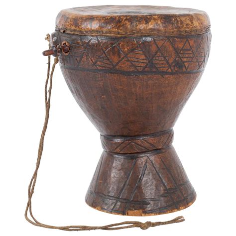 Antique African Wooden Drum At 1stdibs Dabakan Antique African Drum