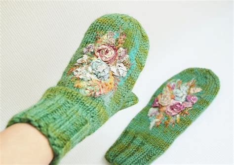 Green Mittens Hand Knitted Wool Mittens With Flowers Etsy Green