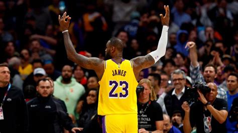 Lebron James Stats Lakers Star Leads Largest Comeback Of His Career With Fourth Quarter