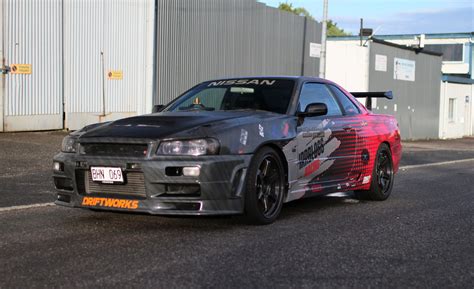 Nissan Skyline R34 453 Hp With A Curse Fascinating Cars And Their