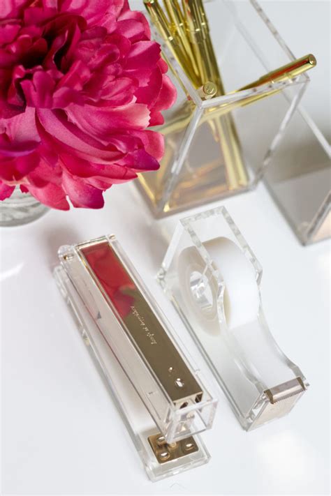 With steve carell, rainn wilson, john krasinski, jenna fischer. Gold office supplies that are the perfect touch to your ...