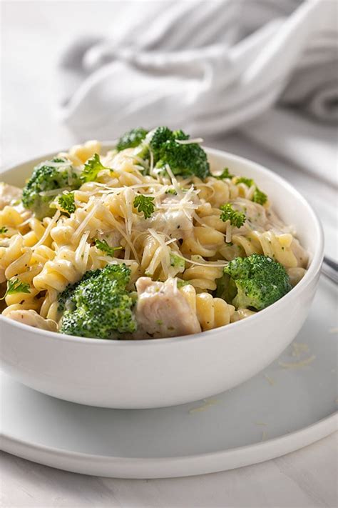 Chicken And Broccoli Alfredo The Blond Cook