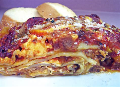 cheese steak yumm lasagna with the works recipe recipe lasagna recipes cheesesteak