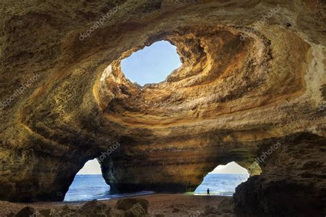Beautifull Cave In Benagil Algarve Portugal — Stock Photo
