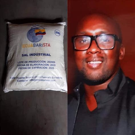 Красное уведомление — предстоящий американский комедийный боевик. The Gambia Government Intensifies Manhunt for Suspected ...