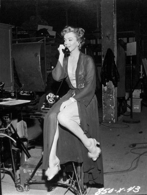 Marilyn Behind The Scenes Of Dont Bother To Knock 1952 Marilyn
